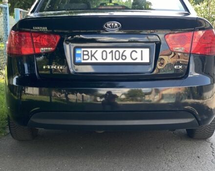 Киа Черато 2011 в Ровно на Automoto.ua Черный Киа Черато, объемом двигателя 2 л и пробегом 160 тыс. км за 7400 $, фото 17 на Automoto.ua