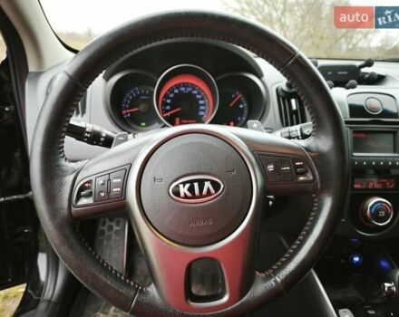 Черный Киа Черато, объемом двигателя 2 л и пробегом 96 тыс. км за 8500 $, фото 12 на Automoto.ua
