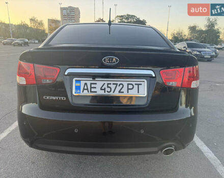 Черный Киа Черато, объемом двигателя 2 л и пробегом 183 тыс. км за 8299 $, фото 5 на Automoto.ua