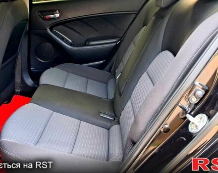 Чорний Кіа Черато, об'ємом двигуна 16 л та пробігом 74 тис. км за 8400 $, фото 8 на Automoto.ua