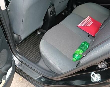 Черный Киа Черато, объемом двигателя 1.6 л и пробегом 139 тыс. км за 8600 $, фото 4 на Automoto.ua