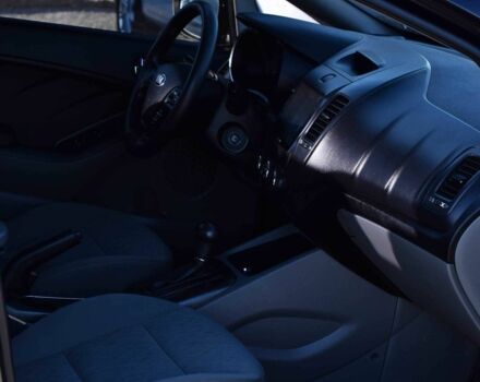 Киа Черато 2015 в Кривом Роге на Automoto.ua Черный Киа Черато, объемом двигателя 1.8 л и пробегом 163 тыс. км за 9350 $, фото 12 на Automoto.ua