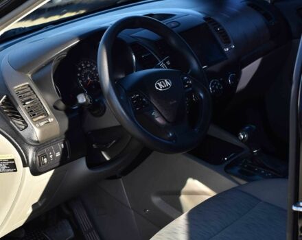 Киа Черато 2015 в Кривом Роге на Automoto.ua Черный Киа Черато, объемом двигателя 1.8 л и пробегом 163 тыс. км за 9350 $, фото 7 на Automoto.ua