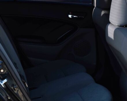 Киа Черато 2015 в Кривом Роге на Automoto.ua Черный Киа Черато, объемом двигателя 1.8 л и пробегом 163 тыс. км за 9350 $, фото 18 на Automoto.ua