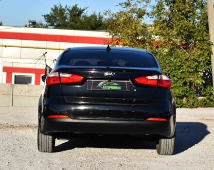 Киа Черато 2015 в Кривом Роге на Automoto.ua Черный Киа Черато, объемом двигателя 1.8 л и пробегом 163 тыс. км за 9350 $, фото 3 на Automoto.ua