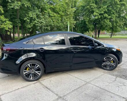 Чорний Кіа Черато, об'ємом двигуна 2 л та пробігом 167 тис. км за 10000 $, фото 4 на Automoto.ua