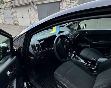 Черный Киа Черато, объемом двигателя 1.8 л и пробегом 218 тыс. км за 8700 $, фото 3 на Automoto.ua