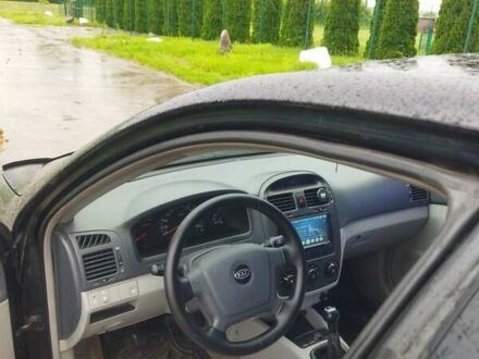 Киа Черато 2006 в Новоархангельске на Automoto.ua Черный Киа Черато, объемом двигателя 1.6 л и пробегом 300 тыс. км за 3900 $, фото 1 на Automoto.ua