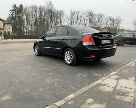 Кіа Черато 2007 у Броварах на Automoto.ua Чорний Кіа Черато, об'ємом двигуна 2 л та пробігом 190 тис. км за 5300 $, фото 1 на Automoto.ua