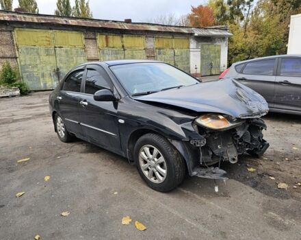 Чорний Кіа Черато, об'ємом двигуна 1.6 л та пробігом 200 тис. км за 1350 $, фото 1 на Automoto.ua
