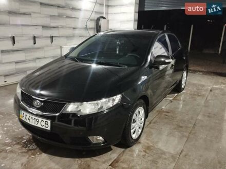 Черный Киа Черато, объемом двигателя 1.59 л и пробегом 180 тыс. км за 6800 $, фото 1 на Automoto.ua