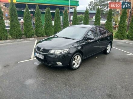 Черный Киа Черато, объемом двигателя 1.6 л и пробегом 253 тыс. км за 5300 $, фото 1 на Automoto.ua