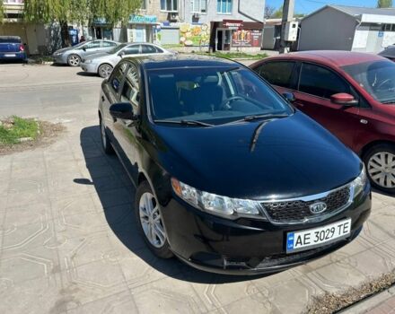 Черный Киа Черато, объемом двигателя 2 л и пробегом 203 тыс. км за 9000 $, фото 1 на Automoto.ua