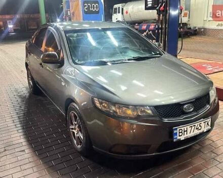 Коричневий Кіа Черато, об'ємом двигуна 1.6 л та пробігом 268 тис. км за 7000 $, фото 3 на Automoto.ua