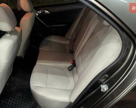 Коричневий Кіа Черато, об'ємом двигуна 1.6 л та пробігом 268 тис. км за 7000 $, фото 5 на Automoto.ua