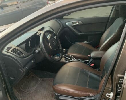 Коричневый Киа Черато, объемом двигателя 1.6 л и пробегом 270 тыс. км за 7500 $, фото 7 на Automoto.ua