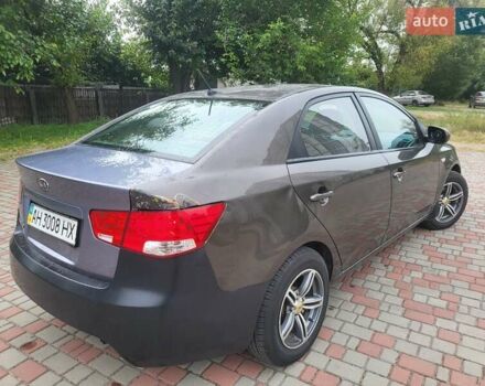 Коричневий Кіа Черато, об'ємом двигуна 1.6 л та пробігом 110 тис. км за 4750 $, фото 4 на Automoto.ua
