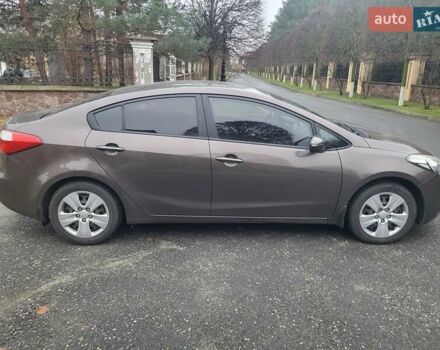 Коричневый Киа Черато, объемом двигателя 1.59 л и пробегом 171 тыс. км за 10500 $, фото 9 на Automoto.ua