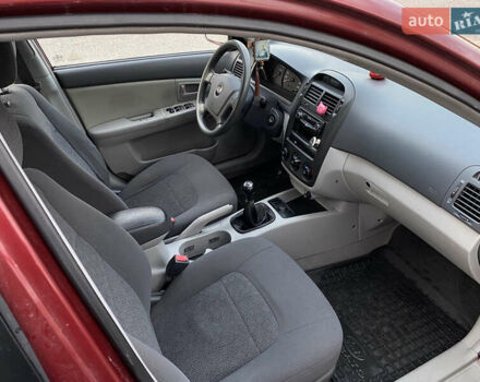 Киа Черато 2006 в Дубно на Automoto.ua Красный Киа Черато, объемом двигателя 1.6 л и пробегом 211 тыс. км за 4000 $, фото 7 на Automoto.ua