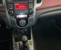 Червоний Кіа Черато, об'ємом двигуна 2 л та пробігом 165 тис. км за 8000 $, фото 8 на Automoto.ua