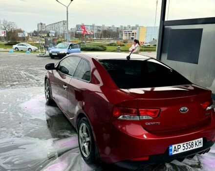 Червоний Кіа Черато, об'ємом двигуна 2 л та пробігом 201 тис. км за 7900 $, фото 4 на Automoto.ua