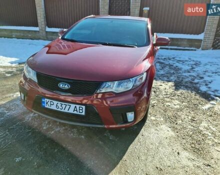 Червоний Кіа Черато, об'ємом двигуна 2 л та пробігом 200 тис. км за 8300 $, фото 23 на Automoto.ua