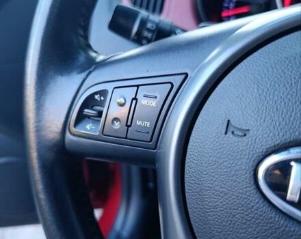 Киа Черато 2011 в Киеве на Automoto.ua Красный Киа Черато, объемом двигателя 2 л и пробегом 220 тыс. км за 8600 $, фото 10 на Automoto.ua