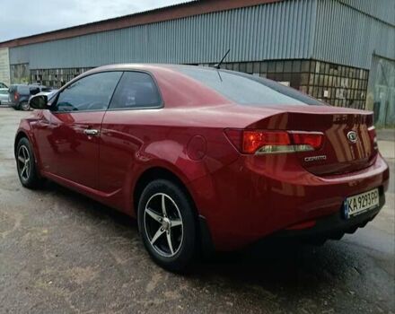 Киа Черато 2011 в Киеве на Automoto.ua Красный Киа Черато, объемом двигателя 2 л и пробегом 220 тыс. км за 8600 $, фото 2 на Automoto.ua