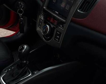 Красный Киа Черато, объемом двигателя 2 л и пробегом 268 тыс. км за 8000 $, фото 23 на Automoto.ua