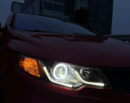 Красный Киа Черато, объемом двигателя 2 л и пробегом 165 тыс. км за 9700 $, фото 25 на Automoto.ua