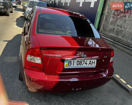 Красный Киа Черато, объемом двигателя 1.6 л и пробегом 175 тыс. км за 3350 $, фото 4 на Automoto.ua