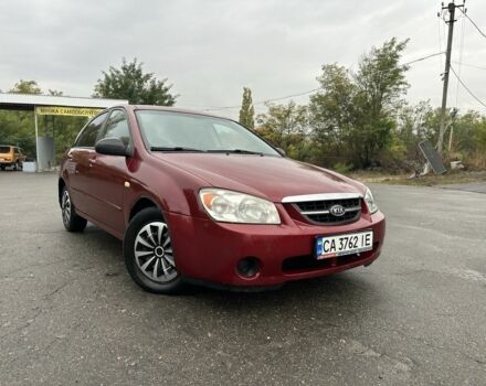 Красный Киа Черато, объемом двигателя 1.6 л и пробегом 228 тыс. км за 3850 $, фото 2 на Automoto.ua