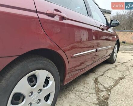 Червоний Кіа Черато, об'ємом двигуна 1.6 л та пробігом 188 тис. км за 4900 $, фото 7 на Automoto.ua