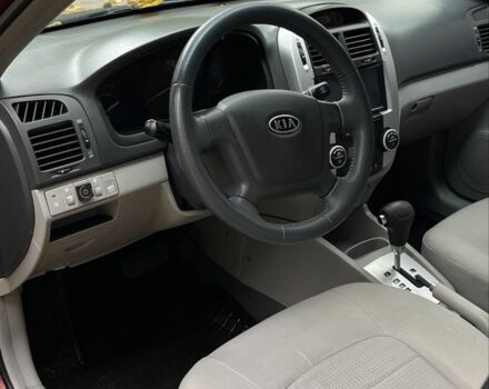 Кіа Черато 2007 у Одесі на Automoto.ua Червоний Кіа Черато, об'ємом двигуна 2 л та пробігом 189 тис. км за 5500 $, фото 4 на Automoto.ua