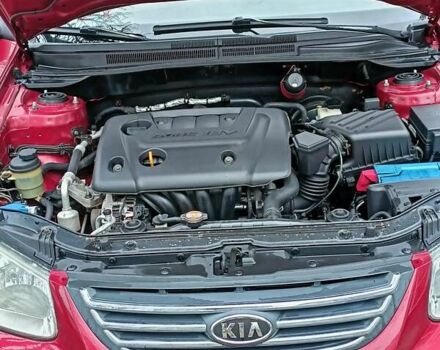 Червоний Кіа Черато, об'ємом двигуна 1.6 л та пробігом 118 тис. км за 5599 $, фото 9 на Automoto.ua