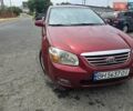 Красный Киа Черато, объемом двигателя 2 л и пробегом 266 тыс. км за 2999 $, фото 1 на Automoto.ua