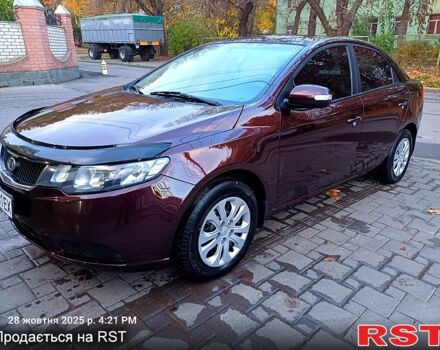 Красный Киа Черато, объемом двигателя 1.6 л и пробегом 170 тыс. км за 6200 $, фото 7 на Automoto.ua