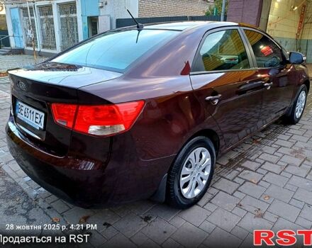 Киа Черато 2009 в Николаеве на Automoto.ua Красный Киа Черато, объемом двигателя 1.6 л и пробегом 170 тыс. км за 6200 $, фото 13 на Automoto.ua