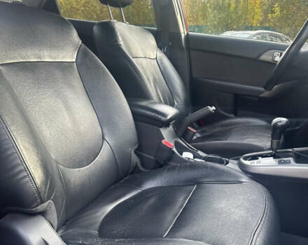 Киа Черато 2009 в Виннице на Automoto.ua Красный Киа Черато, объемом двигателя 2 л и пробегом 179 тыс. км за 8500 $, фото 4 на Automoto.ua