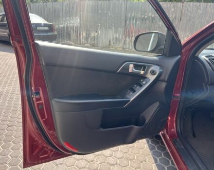 Червоний Кіа Черато, об'ємом двигуна 1.6 л та пробігом 272 тис. км за 4400 $, фото 9 на Automoto.ua