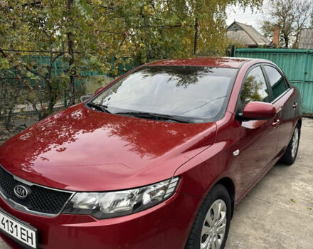 Красный Киа Черато, объемом двигателя 1.59 л и пробегом 142 тыс. км за 6000 $, фото 3 на Automoto.ua