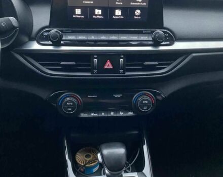 Червоний Кіа Черато, об'ємом двигуна 2 л та пробігом 101 тис. км за 13800 $, фото 18 на Automoto.ua