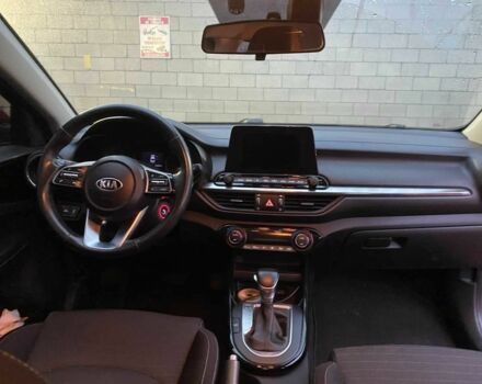 Червоний Кіа Черато, об'ємом двигуна 2 л та пробігом 101 тис. км за 13800 $, фото 22 на Automoto.ua