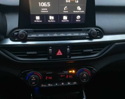 Червоний Кіа Черато, об'ємом двигуна 2 л та пробігом 101 тис. км за 13800 $, фото 21 на Automoto.ua