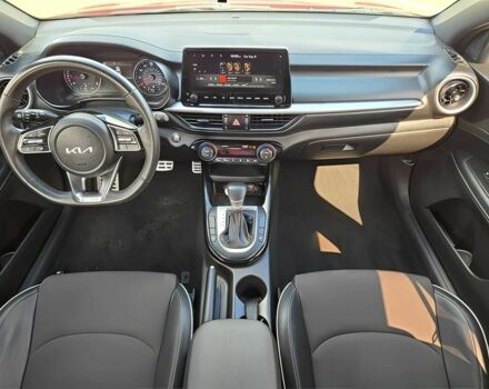 Красный Киа Черато, объемом двигателя 2 л и пробегом 17 тыс. км за 12000 $, фото 7 на Automoto.ua