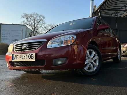 Красный Киа Черато, объемом двигателя 1.6 л и пробегом 212 тыс. км за 4500 $, фото 1 на Automoto.ua