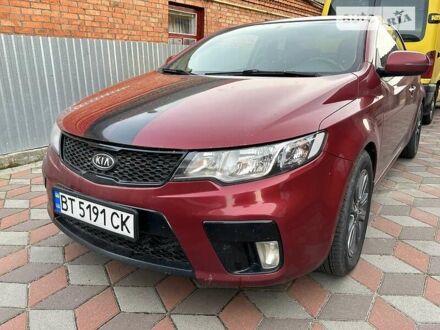 Киа Черато 2011 в Хмельницком на Automoto.ua Красный Киа Черато, объемом двигателя 2 л и пробегом 136 тыс. км за 9600 $, фото 1 на Automoto.ua