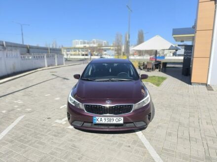Киа Черато 2016 в Софіївська Борщагівка на Automoto.ua Красный Киа Черато, объемом двигателя 2 л и пробегом 142 тыс. км за 9200 $, фото 1 на Automoto.ua