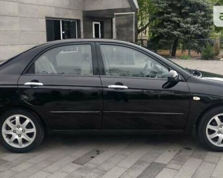 Кіа Черато, об'ємом двигуна 2 л та пробігом 252 тис. км за 5800 $, фото 6 на Automoto.ua