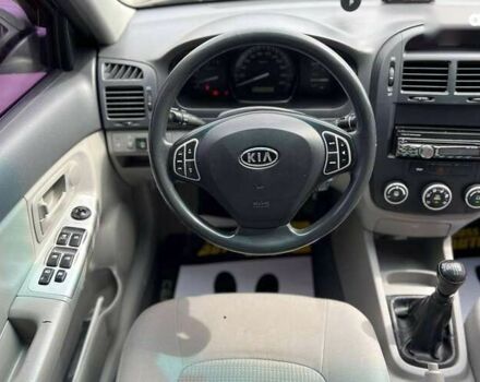 Кіа Черато, об'ємом двигуна 0 л та пробігом 190 тис. км за 4600 $, фото 12 на Automoto.ua